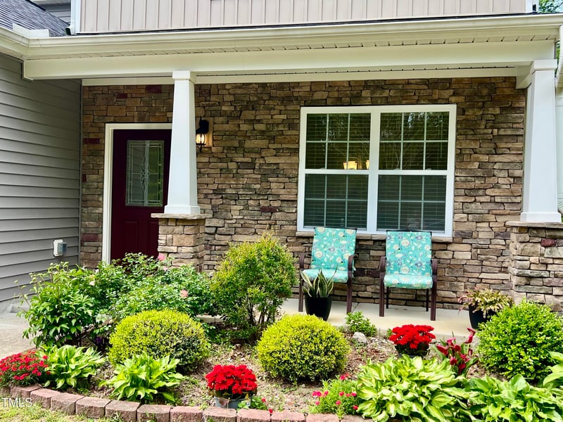 6021 Watsonia Dr, Zebulon, NC 27597