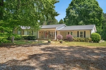 6022 Little Creek Church Rd, Clayton, NC 27520