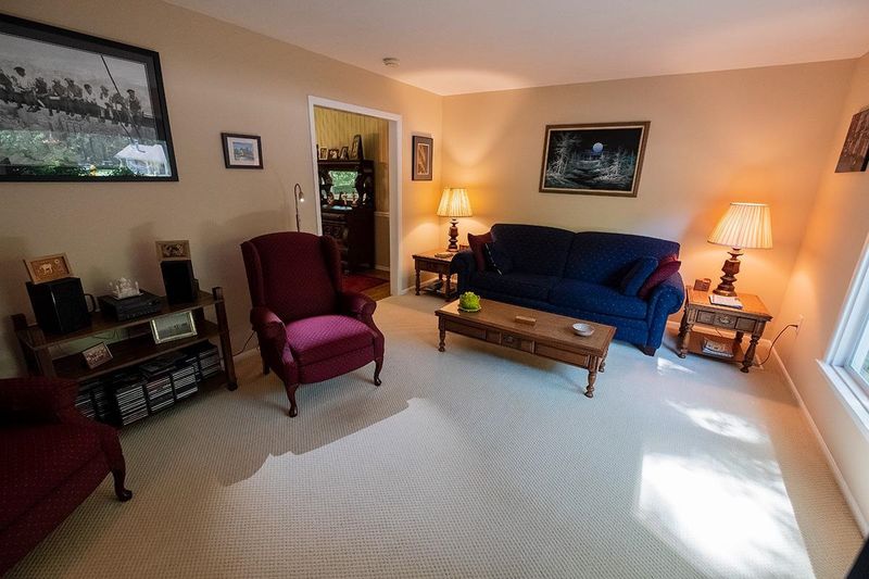 6023 Stratton Pl, Raleigh, NC 27609