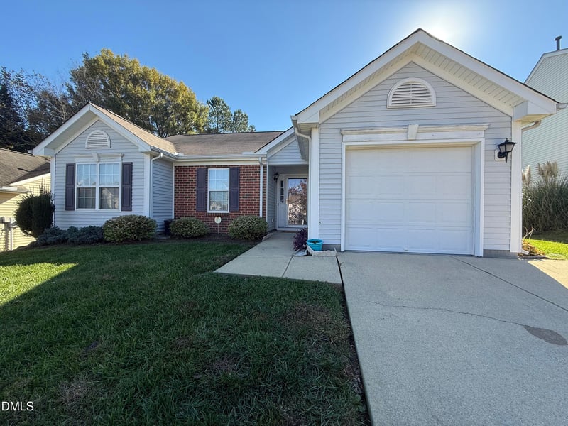 6024 Crayford Dr, Raleigh, NC 27604