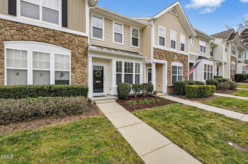 6024 Viking Dr, Raleigh, NC 27612