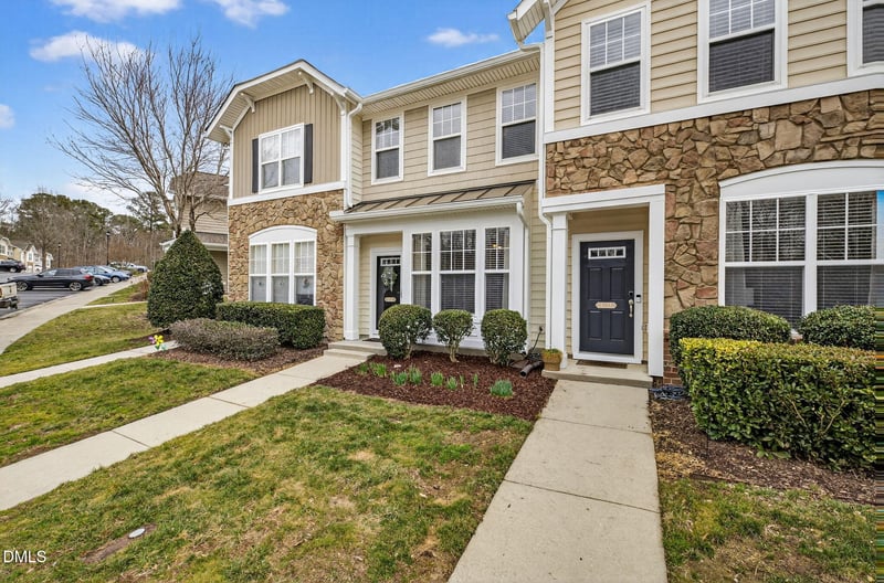 6024 Viking Dr, Raleigh, NC 27612