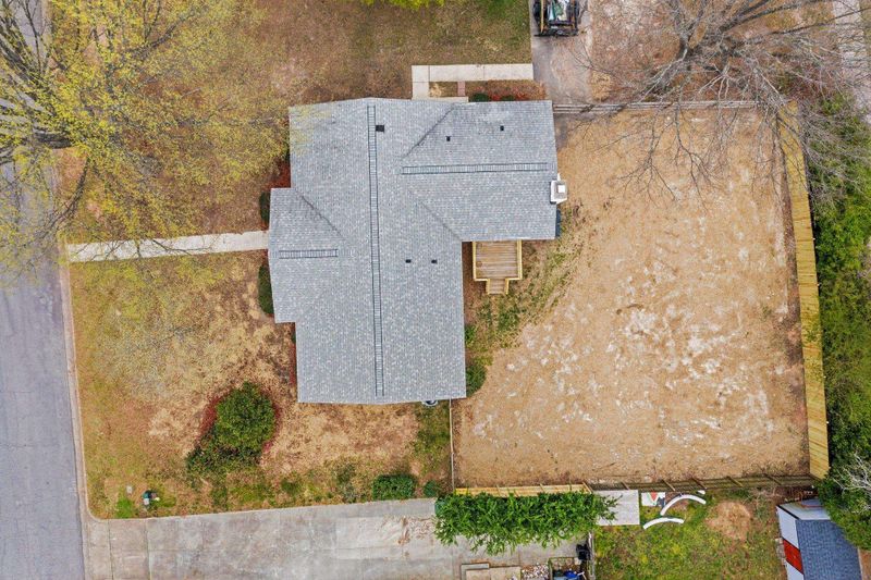6024 Windham Dr, Raleigh, NC 27609