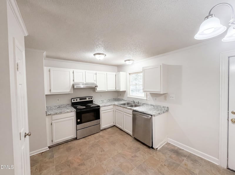 6025 Antigua Rn, Knightdale, NC 27545