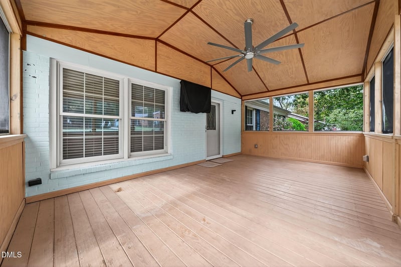 6025 Bellow St, Raleigh, NC 27609