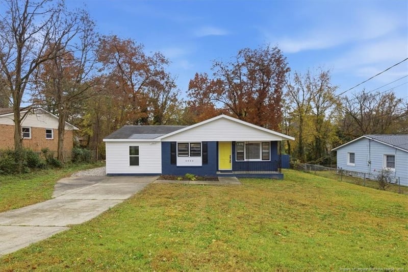 6025 Elstree Pl, Fayetteville, NC 28314