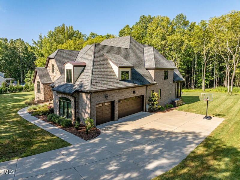 6025 Old Field Dr, Chapel Hill, NC 27514