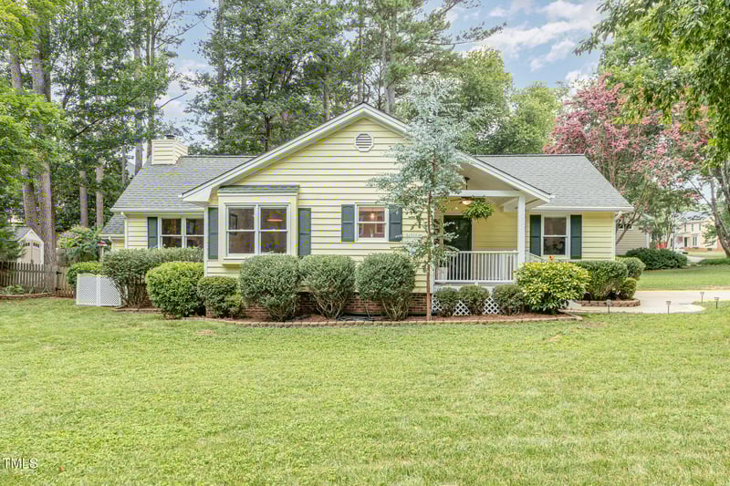 6025 Tarnhour Ct, Raleigh, NC 27612