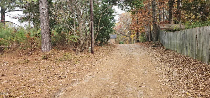 6026 Colonial Dr, Raleigh, NC 27603