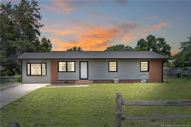 6026 Cornish St, Fayetteville, NC 28314