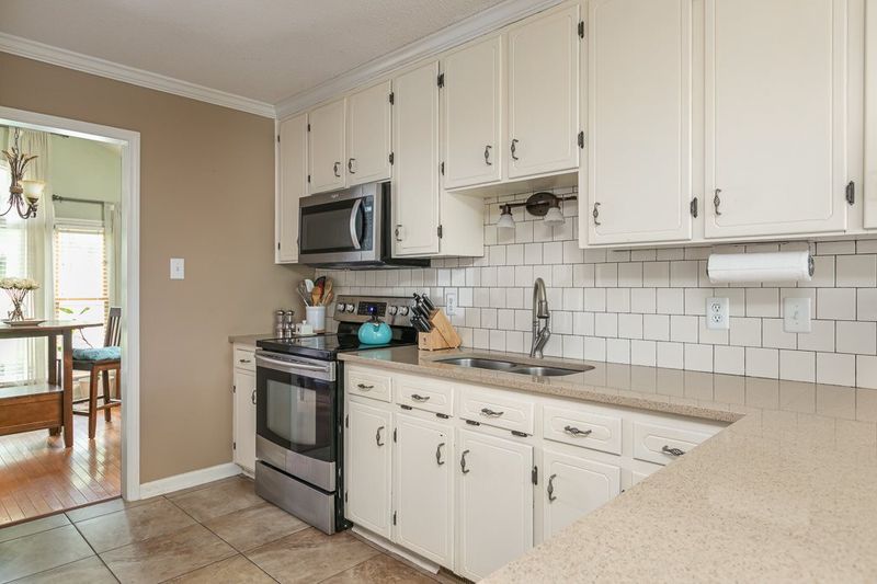 6029 Jordan Woods Dr, Raleigh, NC 27603