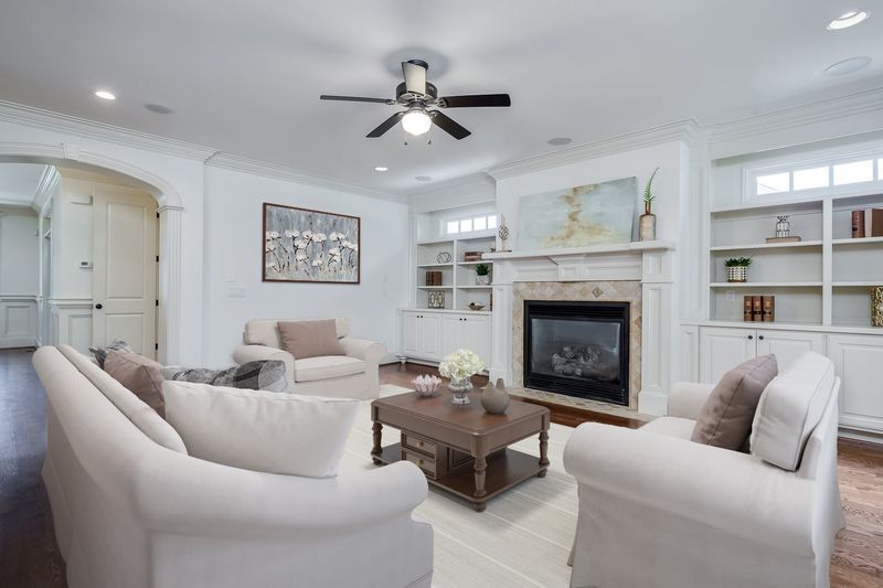 6029 Mentmore Pl, Cary, NC 27519