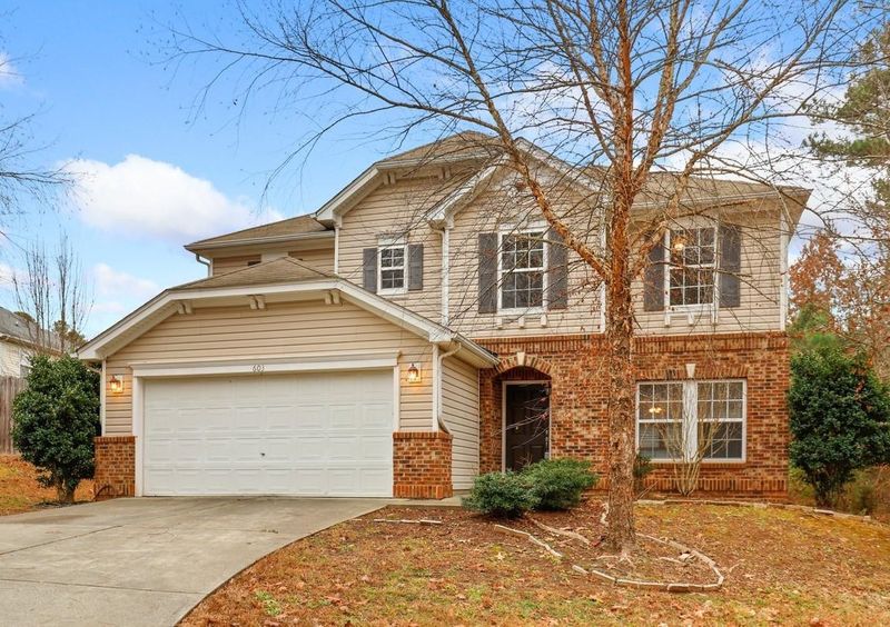 603 Ashburn Ln, Durham, NC 27703