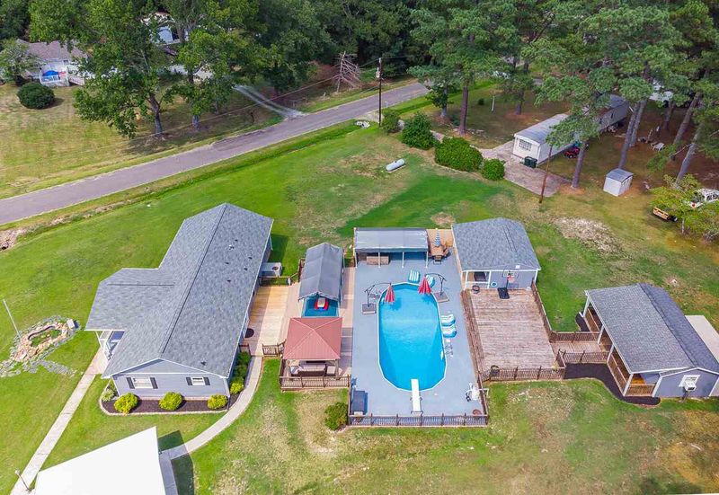 603 Broach Rd, Durham, NC 27703
