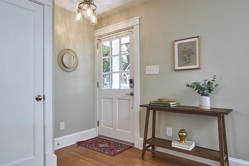 603 Edmund St, Raleigh, NC 27604