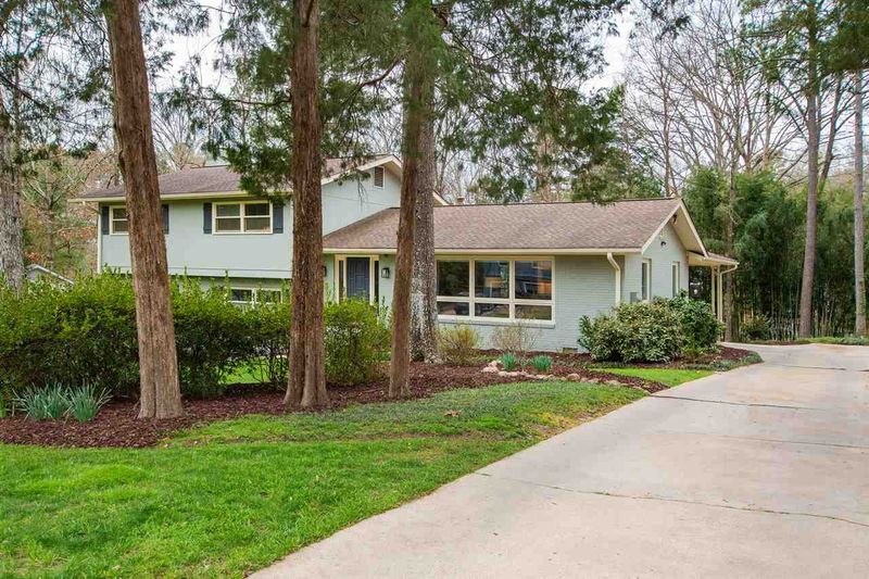 603 Emory Dr, Chapel Hill, NC 27517