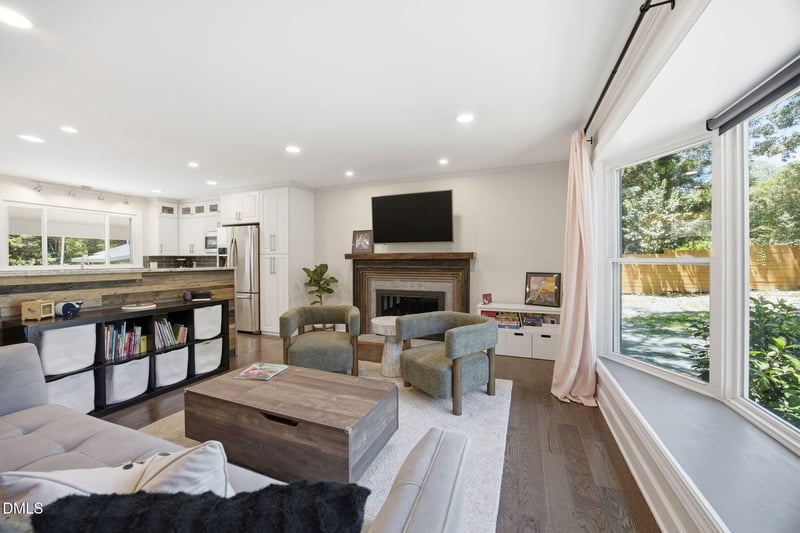 603 Estes Dr, Chapel Hill, NC 27514
