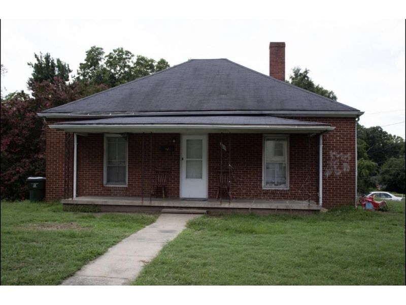 603 Fix St, Burlington, NC 27215