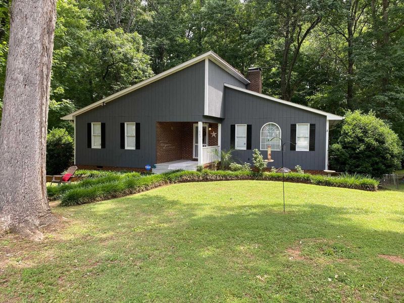 603 Greentree Dr, Hillsborough, NC 27278