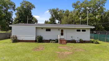 603 Hill St, Benson, NC 27504