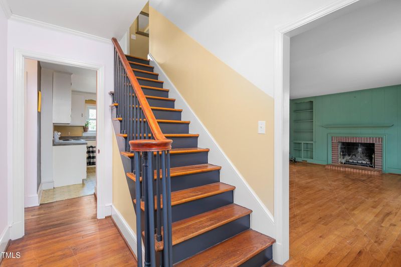 603 W Main St, Haw River, NC 27258