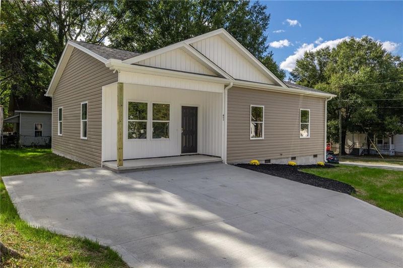 603 Maple Ave, Burlington, NC 27215