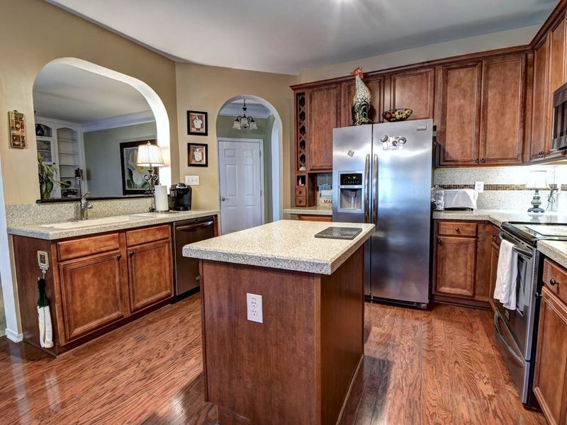 603 Meeting Hall Dr, Morrisville, NC 27560