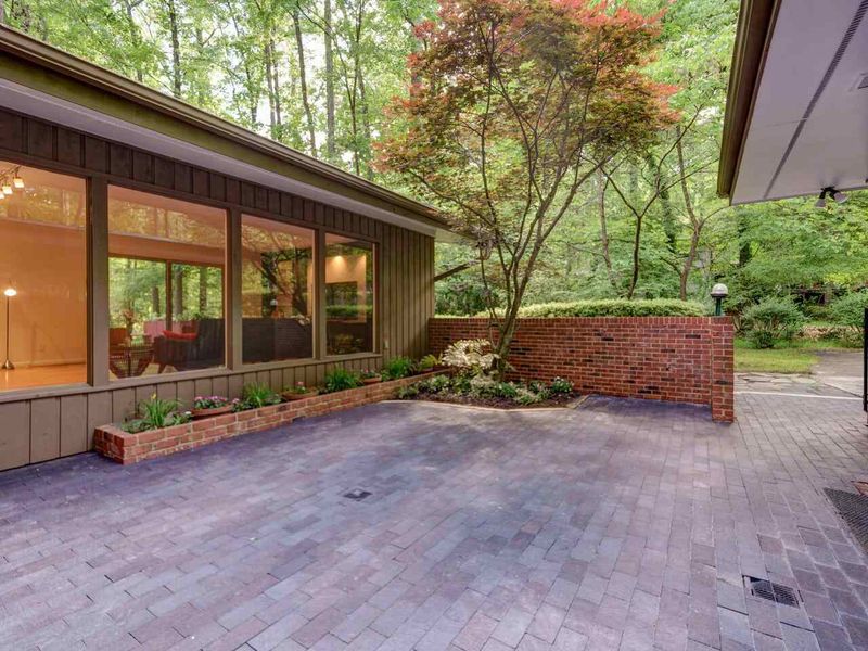 603 Rock Creek Rd, Chapel Hill, NC 27514