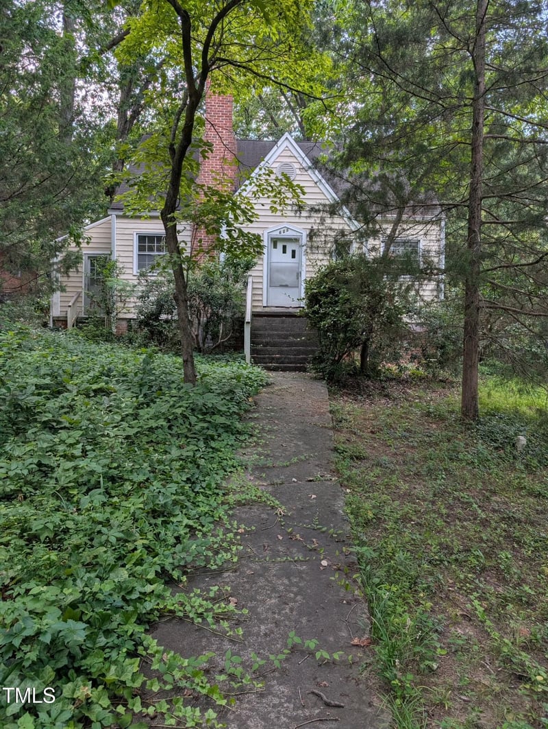 603 Stacy St, Raleigh, NC 27607