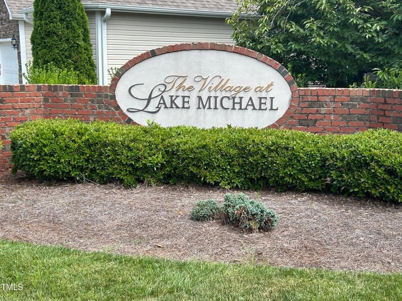 603 Village Lake Dr, Mebane, NC 27302