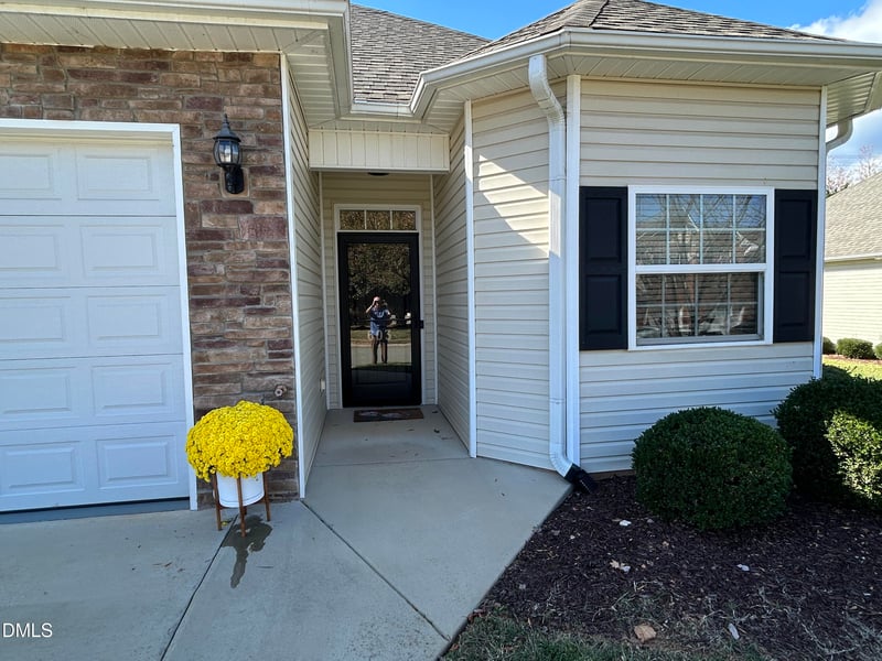 603 Village Lake Dr, Mebane, NC 27302