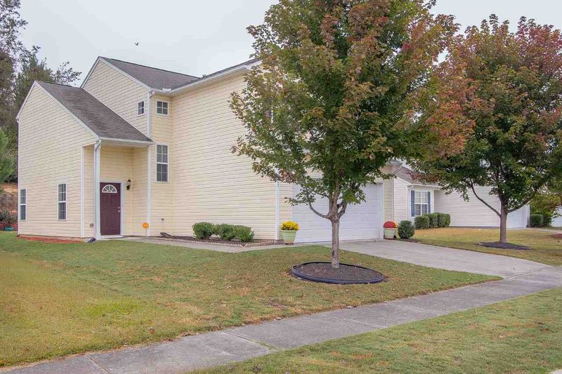 603 Weeping Willow Dr, Durham, NC 27704