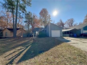 6031 Harmon Pl, Fayetteville, NC 28314