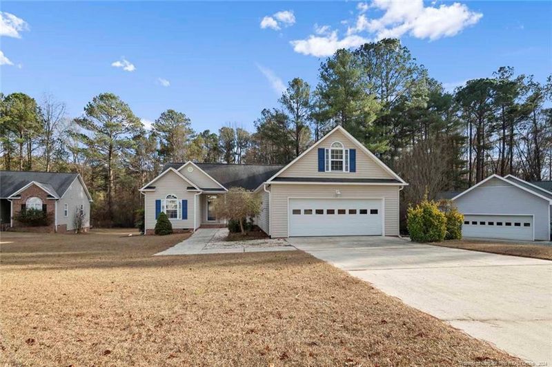 6031 Masters Cir, Sanford, NC 27332