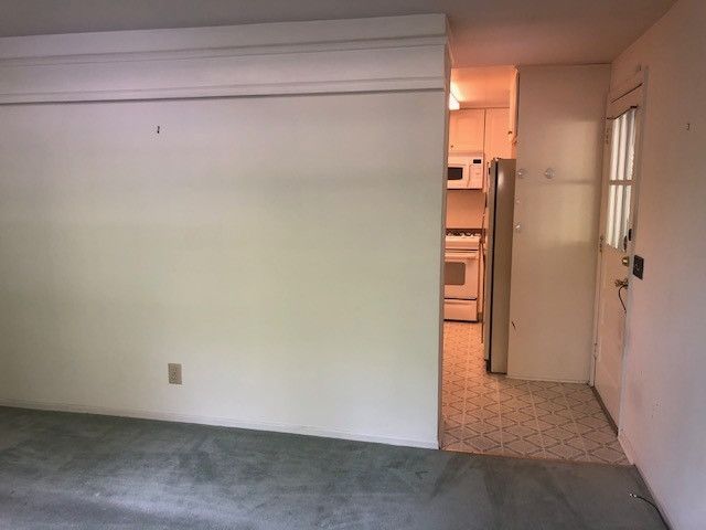 6032 Hills Dr, Raleigh, NC 27609