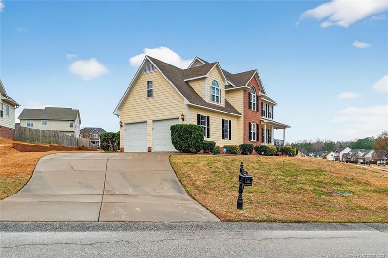 6033 Begonia Dr, Fayetteville, NC 28314