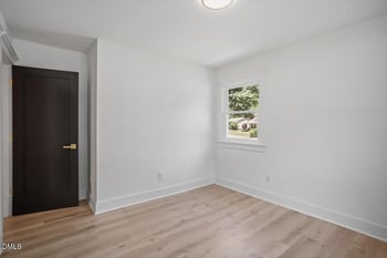 6033 Hills Dr, Raleigh, NC 27609