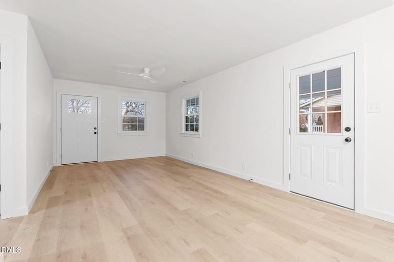 6037 Dahlgren Ave, Fayetteville, NC 28314