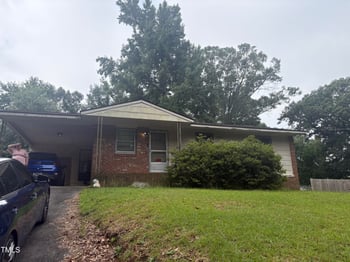 6037 Dahlgren Ave, Fayetteville, NC 28314