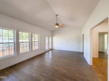 6039 Saint Andrews Dr, Sanford, NC 27332