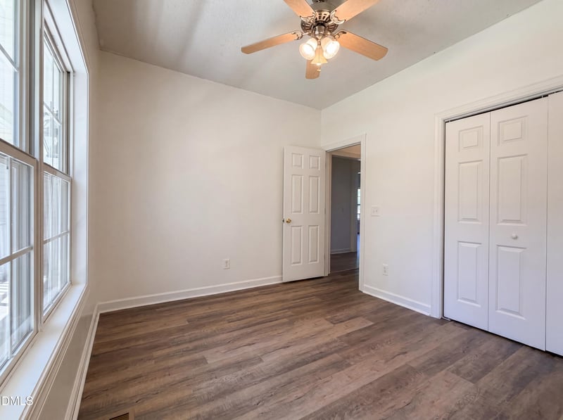 6039 Saint Andrews Dr, Sanford, NC 27332