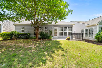 604 Bloomsbury Pl, Cary, NC 27519