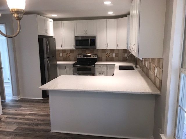 604 Brook Meadow Ct, Fuquay Varina, NC 27526