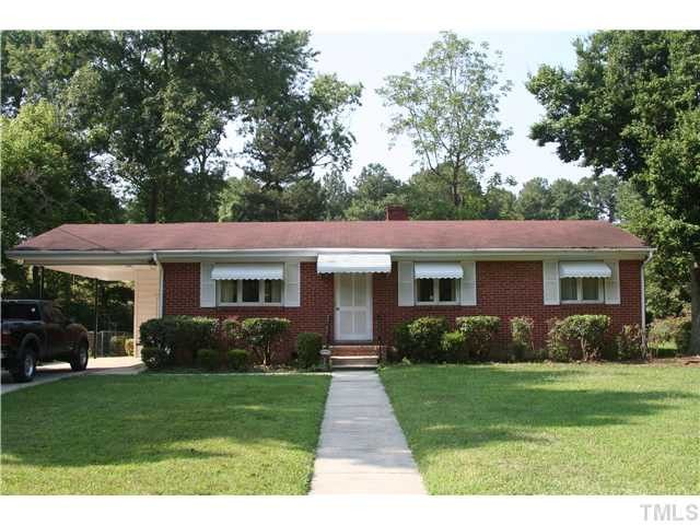 604 Calloway Dr, Raleigh, NC 27610