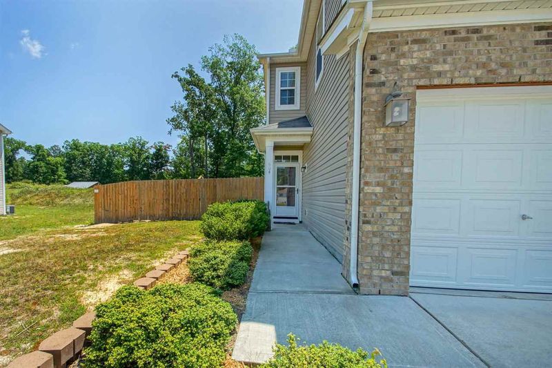 604 Chalcedony Ct, Durham, NC 27703