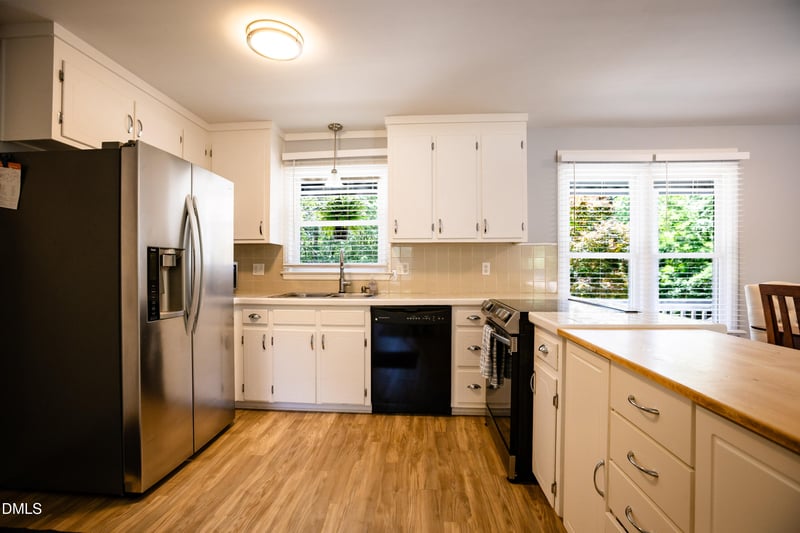 604 Colchester Dr, Knightdale, NC 27545