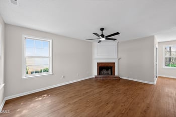 604 Crossview Ln, Durham, NC 27703