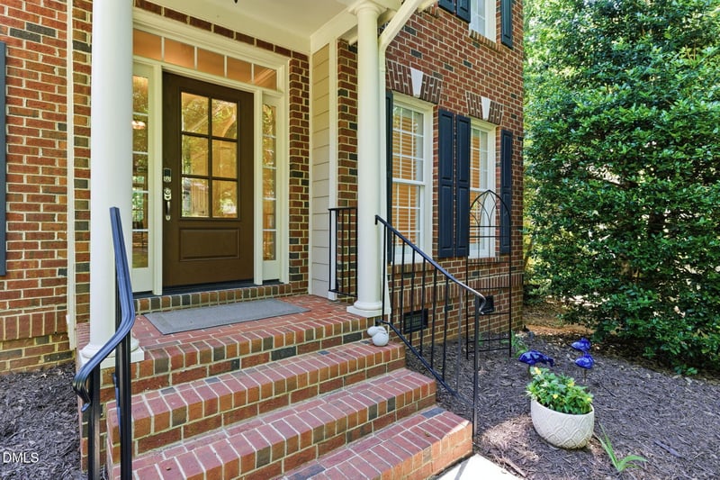 604 Crossway Ln, Holly Springs, NC 27540