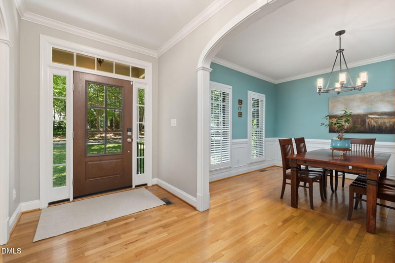 604 Crossway Ln, Holly Springs, NC 27540