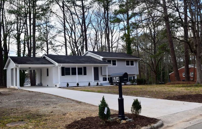604 Dupont Dr, Durham, NC 27705